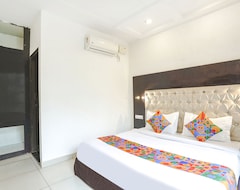 Khách sạn Fabhotel Madhuvan Inn (Rishikesh, Ấn Độ)