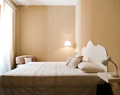 Bed & Breakfast Guest House - Blulassù Rooms (Cagliari, Italia)