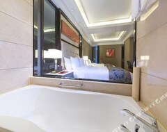 Cheng Du Da Ding Century Plaza Hotel (Chengdu, Kina)