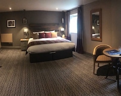 Hotel The Partridge (Farnworth, United Kingdom)