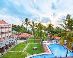 Khách sạn Paradise Beach Hotel (Negombo, Sri Lanka)