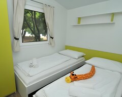 Otel Mobile Homes Adriatic Camping Perna Orebic (Orebić, Hırvatistan)