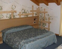 Bed & Breakfast Villa Ilaria (Caderzone, Ý)