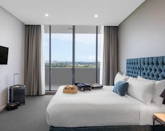 Hotelli Meriton Suites Waterloo (Sydney, Australia)