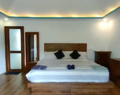 Khách sạn The Coast Beach Resort (Canacona, Ấn Độ)
