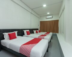 Hotel OYO 43993 Madsuite (Sabahat, Malaysia)