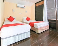 Hotel OYO 44084 Ombak Inn Chalet (Pangkor, Malaysia)