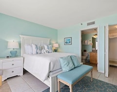 Otel Tropical Suites at Sunglow Resort Unit 1002 (Daytona Beach Shores, ABD)