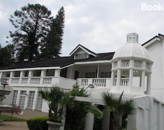 Khách sạn Luxury Hotel In Bela Bela Chateau (Bela Bela, Nam Phi)