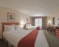Khách sạn Holiday Inn Express Kent (Kent, Hoa Kỳ)