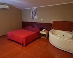 Khách sạn Hotel Santanna Airport (Isola di Capo Rizzuto, Ý)