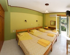 Căn hộ có phục vụ Remezzo Apartments (Sami, Hy Lạp)