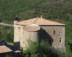 Cijela kuća/apartman Longueville Castle, the Thines Malarce valley on Thines (Malarce-sur-la-Thines, Francuska)