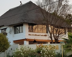 Toàn bộ căn nhà/căn hộ Penthouse At Meerhof Lodge (Hartbeesport, Nam Phi)