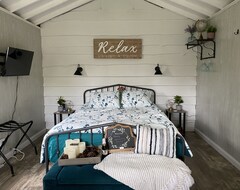 Koko talo/asunto Romantic Cabin On Pond Near Fair Haven Beach (Fulton, Amerikan Yhdysvallat)