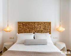 Bed & Breakfast Arotron Santorini (Fira, Grčka)