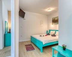 Koko talo/asunto Holiday House Hreljin For 7 - 9 Persons With 4 Bedrooms - Holiday House (Kraljevica, Kroatia)