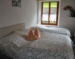 Tüm Ev/Apart Daire Holiday In The Glarnerland In The Heart Of Nature Apartment 1 Kaminzauber (Glarus, İsviçre)