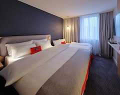 Khách sạn Holiday Inn Express Cologne - Muelheim (Cologne, Đức)