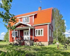 Toàn bộ căn nhà/căn hộ 8 Person Holiday Home In Vastra Amtervik (Västra Ämtervik, Thụy Điển)