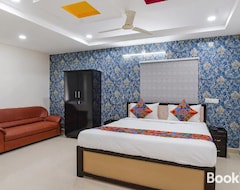 Khách sạn Sree Karthikeya Suites (Hyderabad, Ấn Độ)
