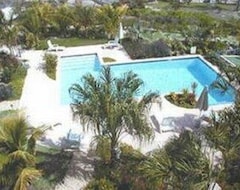Khách sạn Trade Winds Condohotel (Providenciales, Quần đảo Turks and Caicos)