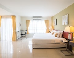 Hotel Beyond Suite (Bangkok, Thailand)