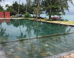 Hotel Koh Ngai Thanya Beach Resort (Koh Ngai, Thailand)