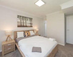 Lejlighedshotel Yaran Suites (Rockingham, Australien)