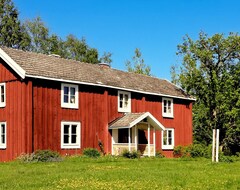Toàn bộ căn nhà/căn hộ Spend An Unforgettable Time In A Spacious Vacation Home Close To Nature. (Lingbo, Thụy Điển)