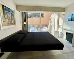 Khách sạn Don Diego Luxury Rooms (Taormina, Ý)