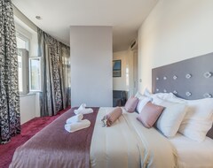 Otel Starlight Luxury Rooms (Split, Hırvatistan)