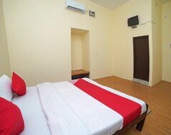 Hotel OYO 30612 Merry Garden (Ramnagar, Indien)