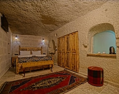 Otel Zeus Cave Suites (Göreme, Türkiye)