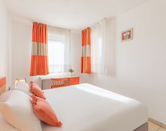Serviced apartment Appart'City Aix en Provence - La Duranne (Aix-en-Provence, France)