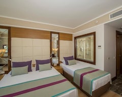 Hotel Dream World Aqua (Side, Turquía)
