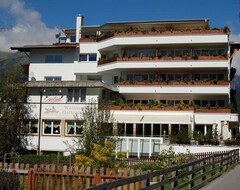 Alpen-Comfort-Hotel Central (Nauders, Østrig)