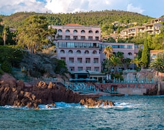 Khách sạn Tiara Miramar Beach Hotel & Spa (Theoule sur Mer, Pháp)