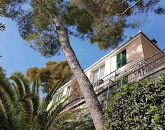 Tüm Ev/Apart Daire Lovely Apartment On The Ligurian Sea (Varazze, İtalya)