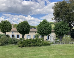 Toàn bộ căn nhà/căn hộ Longère Girondine De 8 Couchages Avec Piscine Au Cœur Des Coteaux De Loupiac (Loupiac, Pháp)