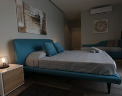 Tüm Ev/Apart Daire Luxurious 8 Bedroom Villa With Indoor & Outdoor Pools, Sauna, Cinema Room & More (Marsaskala, Malta)