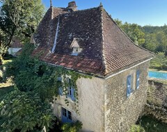 Toàn bộ căn nhà/căn hộ Village House, Large Garden, Private Pool (Saint-Restitut, Pháp)