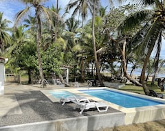 Entire House / Apartment Caribbean Haven Of Nature 'Preci Beach' (Palenque, Panama)