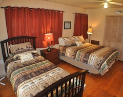 Toàn bộ căn nhà/căn hộ Sherwood Pines Inn -Spacious 2-Bedroom At Texoma Sleeps Up To 8! (Gordonville, Hoa Kỳ)