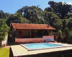 Entire House / Apartment Chacara Ceu Azul (Paraguaçu, Brazil)