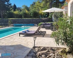 Toàn bộ căn nhà/căn hộ Lovely Villa In Castelnau-d&apos;aude With Swimming Pool (Castelnau-d'Aude, Pháp)