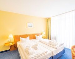 Junior Suite With City View - Arkona Strandhotel 4 Star Superior - Right On The Beach! (Binz, Almanya)