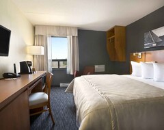 Hotel Travelodge By Wyndham Edmonton West (Edmonton, Canada)