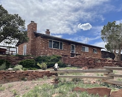 Entire House / Apartment Rustic Isolation Near Capitol Reef National Park (Teasdale, USA)