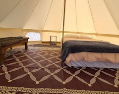 Camping site Cozy Yurt. Queen Bed. Guadalupe Mountain View (Salt Flat, USA)